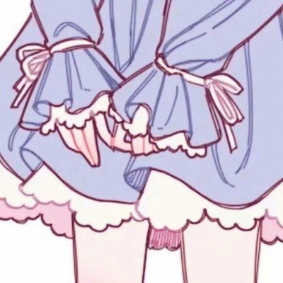 女子挖野菜挖到大蛇 双方都吓坏了